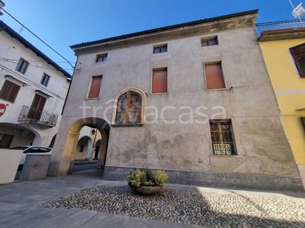casa indipendente in vendita a Palazzolo Vercellese
