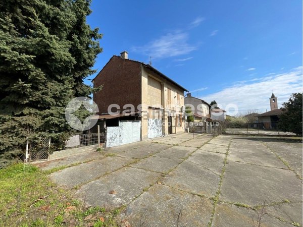 casa indipendente in vendita a Palazzolo Vercellese