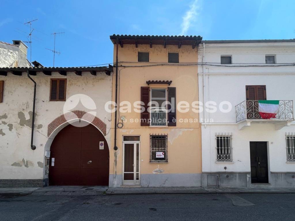 casa indipendente in vendita a Palazzolo Vercellese