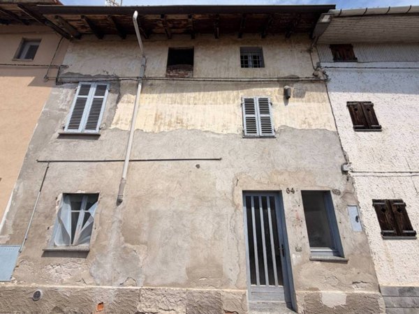 casa indipendente in vendita a Palazzolo Vercellese