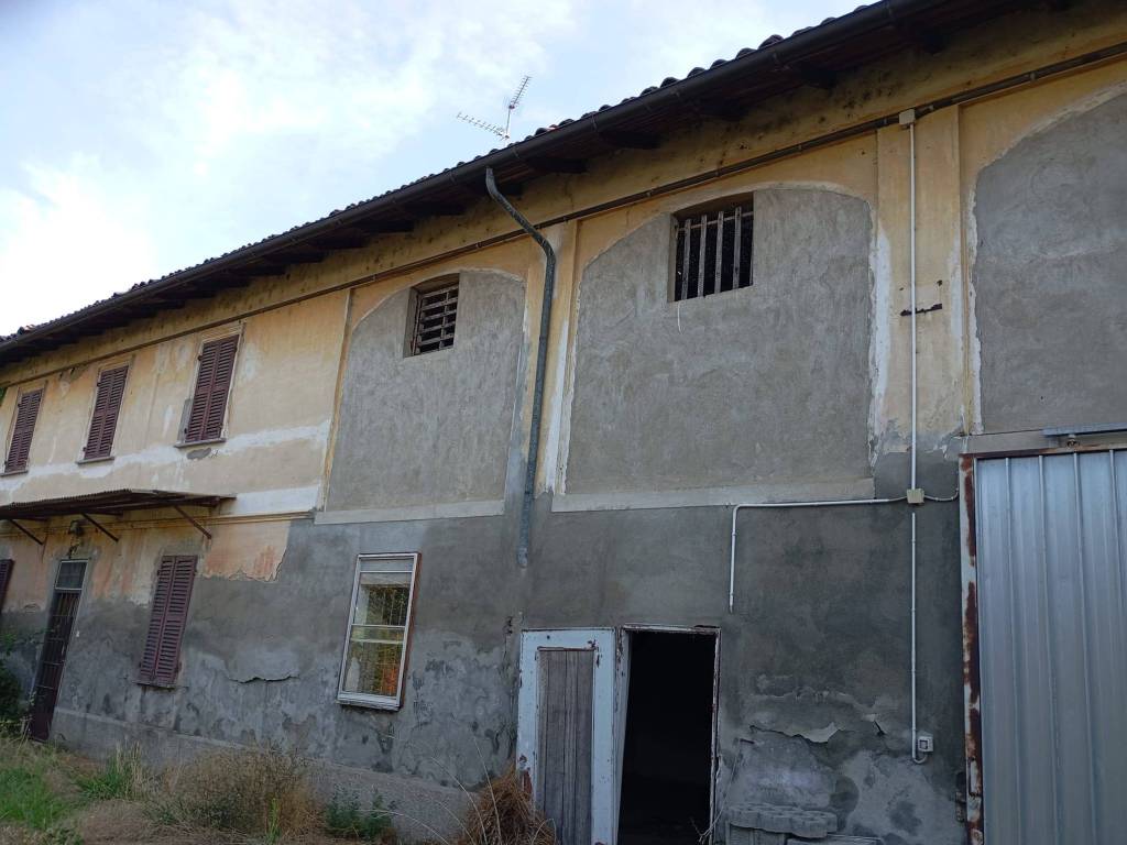casale in vendita a Pertengo