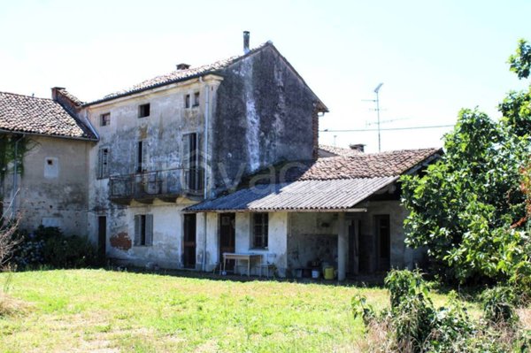 casa indipendente in vendita a Pertengo