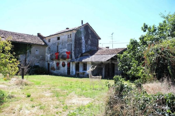 casa indipendente in vendita a Pertengo