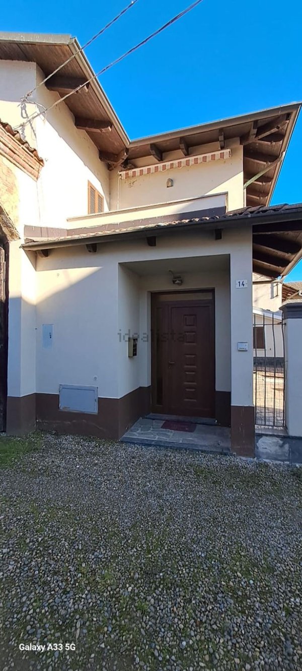 casa indipendente in vendita a Pertengo