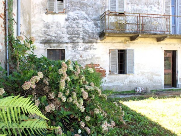 casa indipendente in vendita a Pertengo