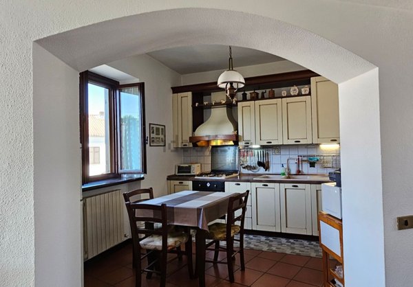 casa indipendente in vendita a Pertengo