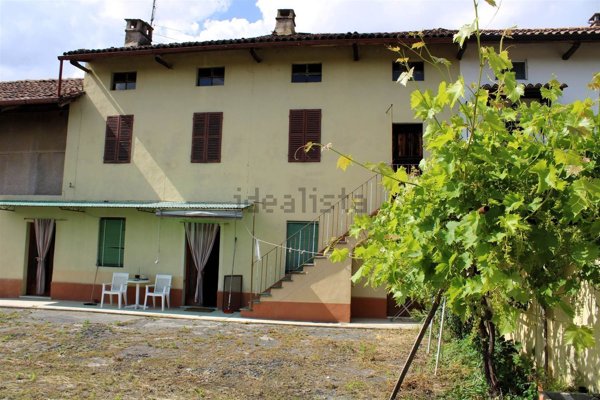 casa indipendente in vendita a Pezzana