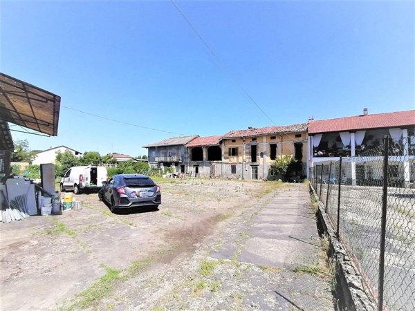 casa indipendente in vendita a Pezzana