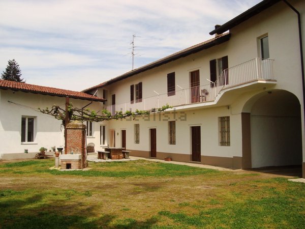 casa indipendente in vendita a Pezzana