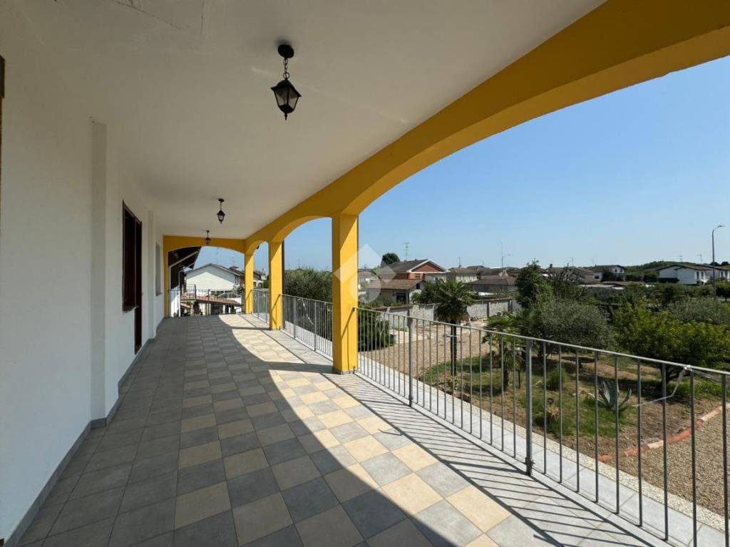casa indipendente in vendita a Pezzana