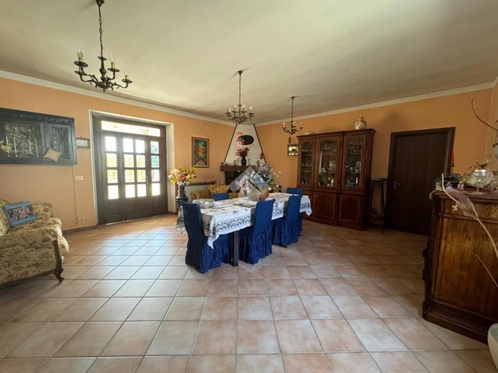 casa indipendente in vendita a Pezzana