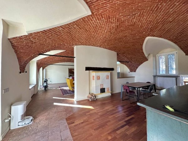 casa indipendente in vendita a Pezzana