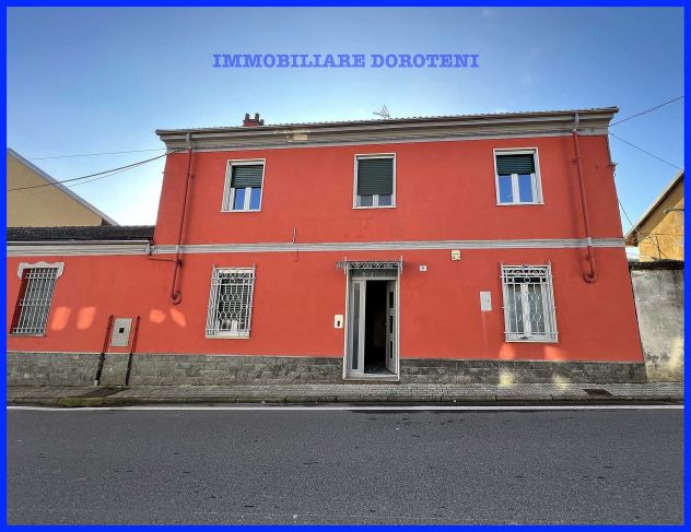 casa indipendente in vendita a Pezzana