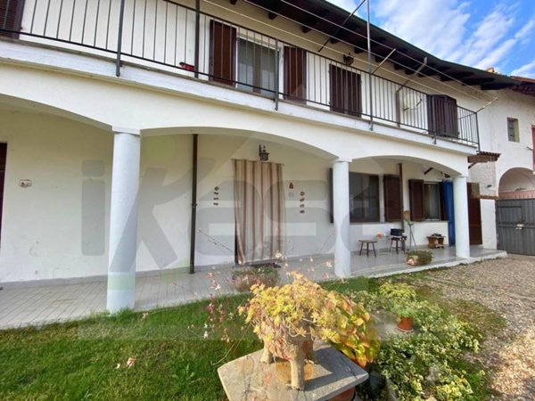casa indipendente in vendita a Pezzana