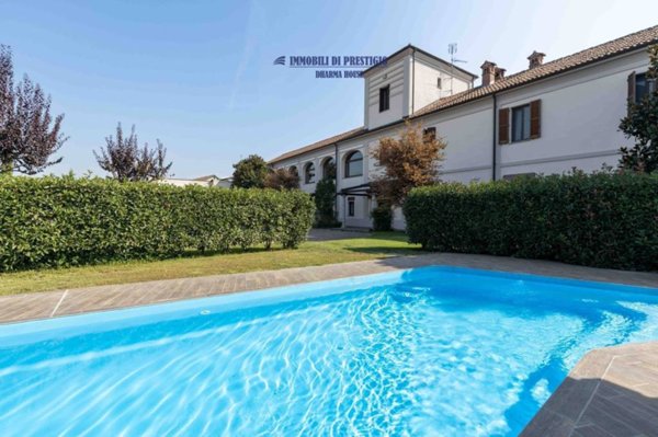 casa indipendente in vendita a Pezzana