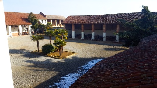 negozio in vendita a Pezzana