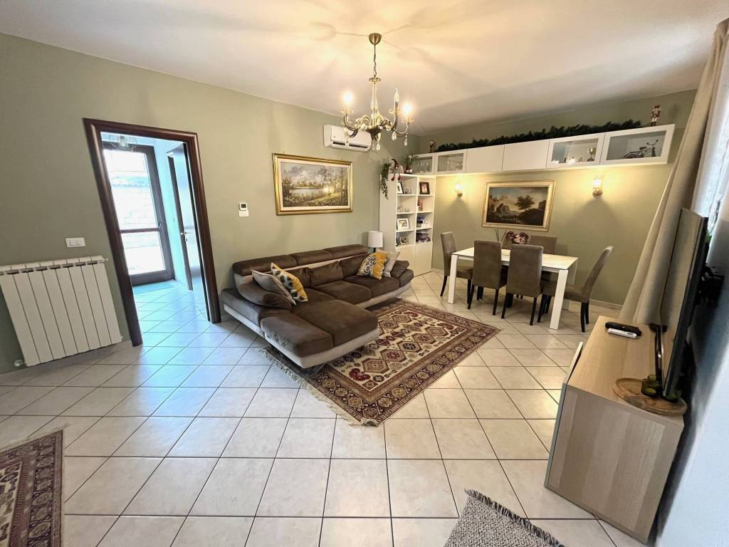 casa indipendente in vendita a Pezzana