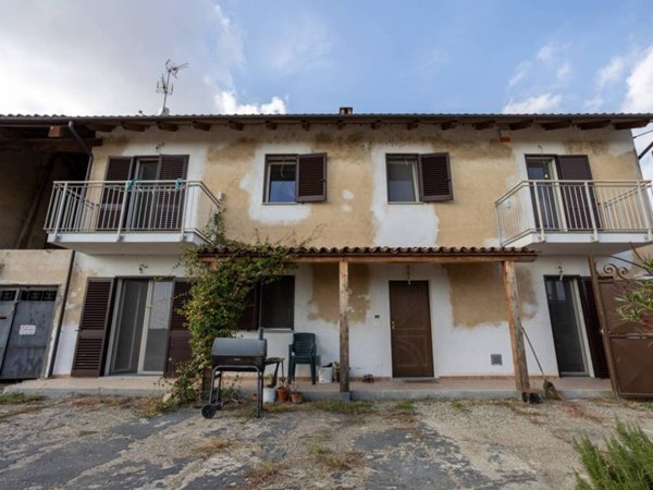 casa indipendente in vendita a Pezzana