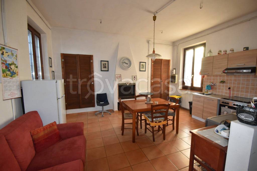 casa indipendente in vendita a Pezzana