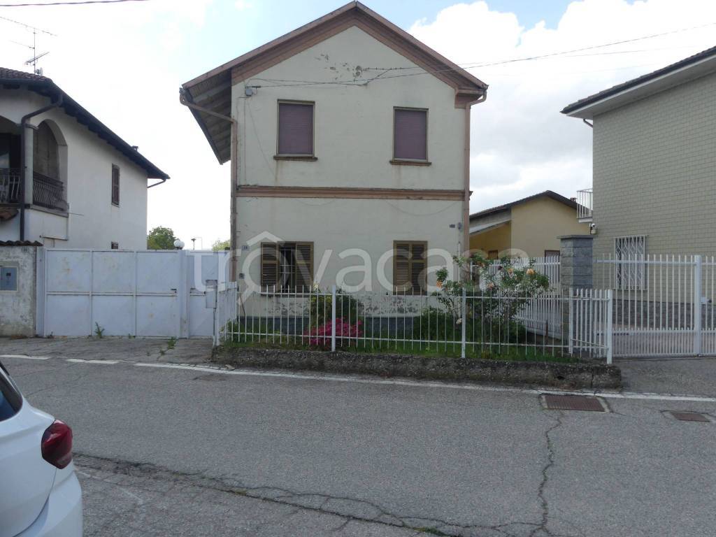 casa indipendente in vendita a Pezzana