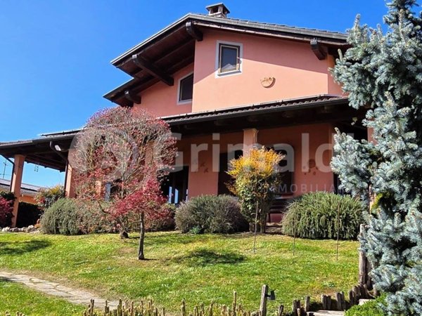 casa indipendente in vendita a Pezzana