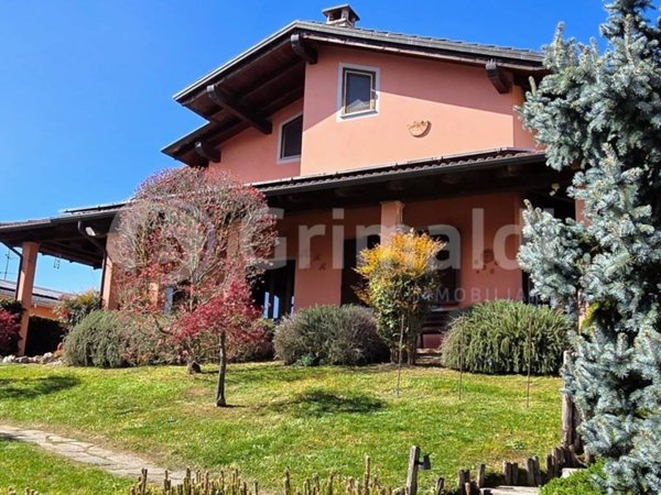 casa indipendente in vendita a Pezzana