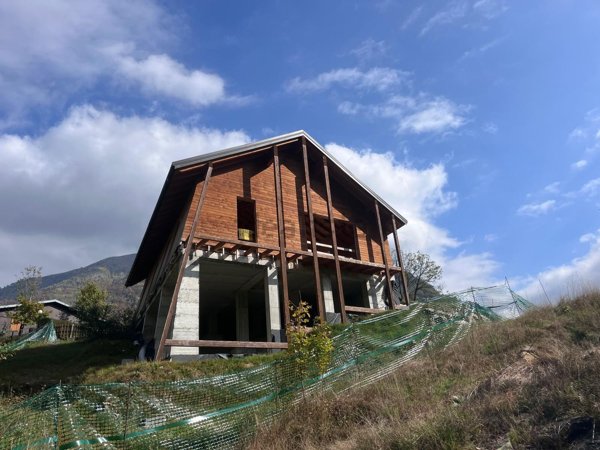 casa indipendente in vendita a Piode