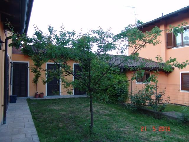 casa indipendente in vendita a Postua