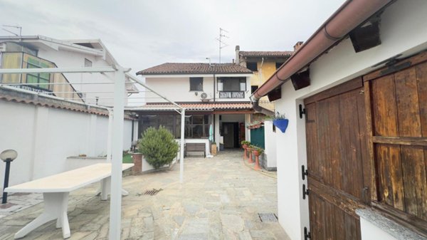 casa indipendente in vendita a Prarolo