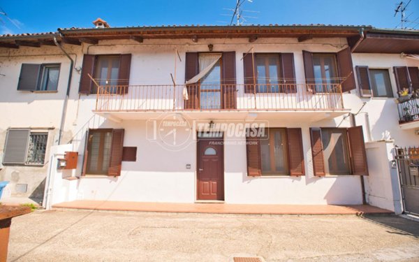 casa semindipendente in vendita a Prarolo