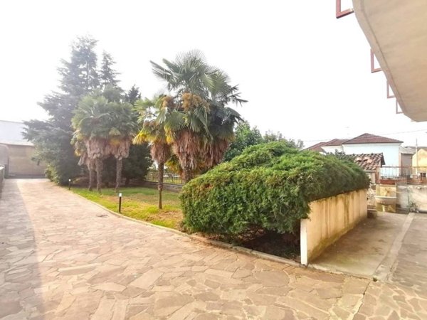 casa indipendente in vendita a Prarolo