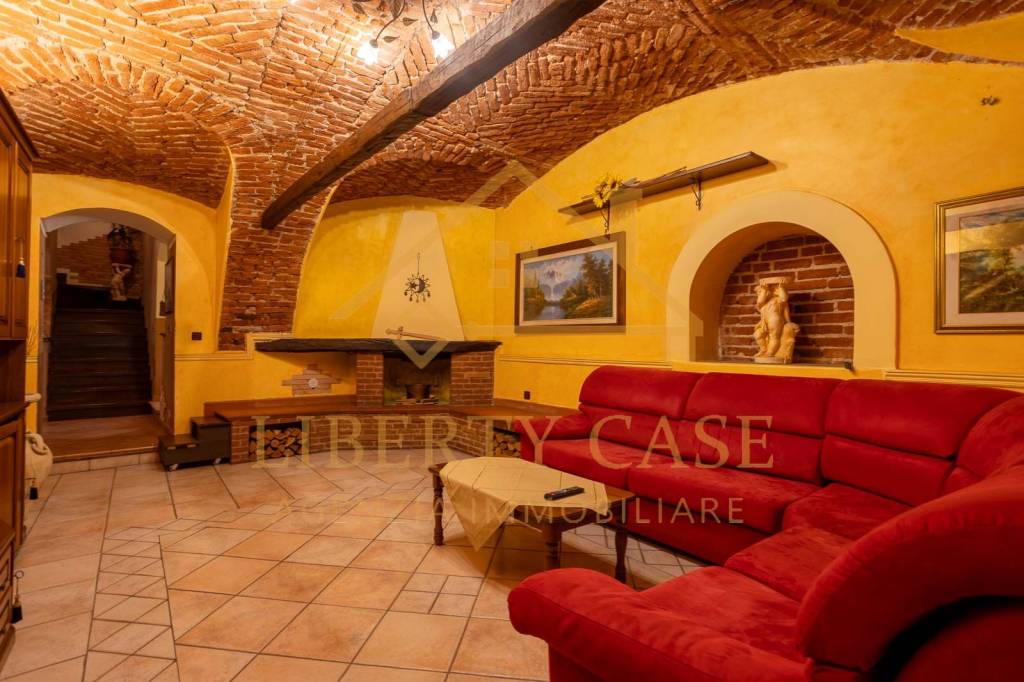 casa indipendente in vendita a Prarolo
