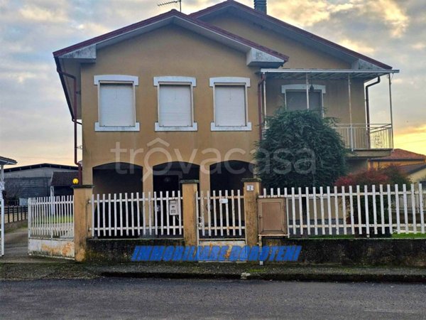 casa indipendente in vendita a Prarolo