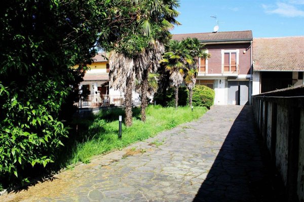 casa indipendente in vendita a Prarolo