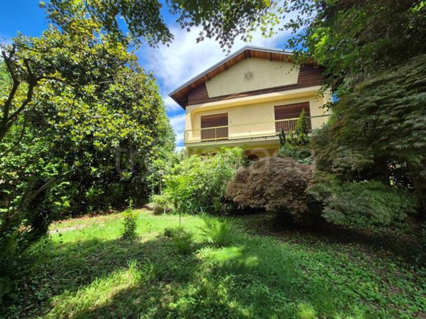casa indipendente in vendita a Quarona