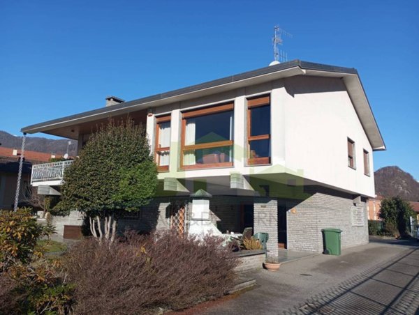 casa indipendente in vendita a Quarona