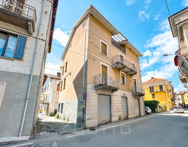casa semindipendente in vendita a Quarona