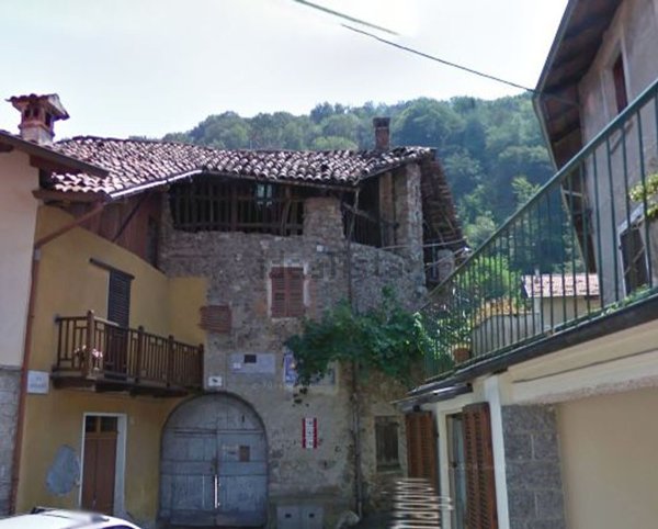 casa semindipendente in vendita a Quarona
