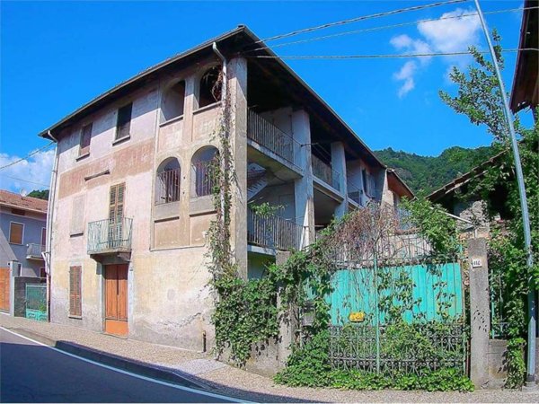 casa indipendente in vendita a Quarona