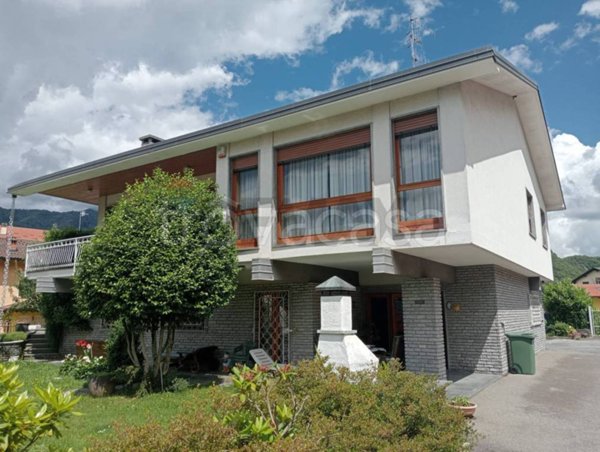 casa indipendente in vendita a Quarona
