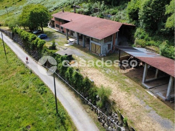 casa indipendente in vendita a Quarona