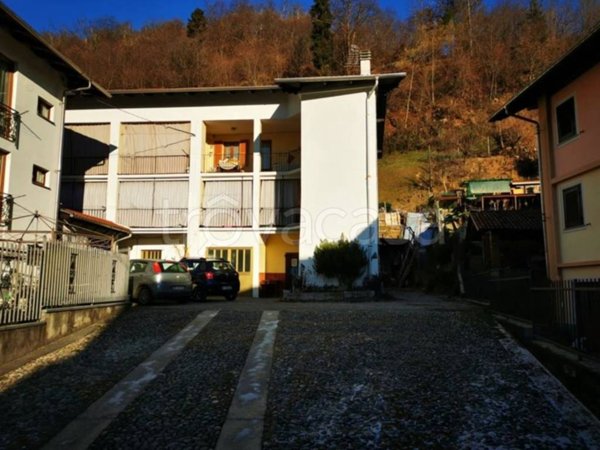 casa indipendente in vendita a Quarona