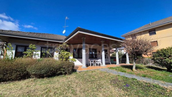 casa indipendente in vendita a Quarona