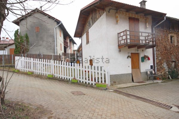 casa indipendente in vendita a Quarona