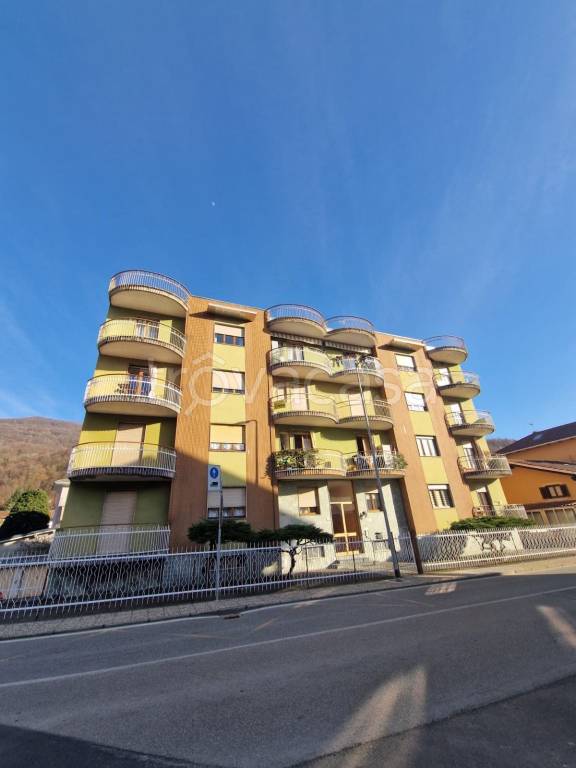 appartamento in vendita a Quarona in zona Doccio