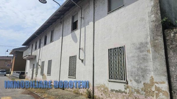 casa indipendente in vendita a Quinto Vercellese