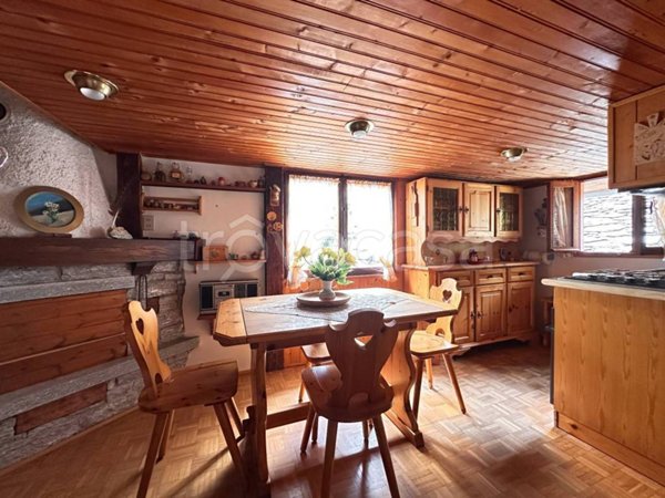 appartamento in vendita a Rassa