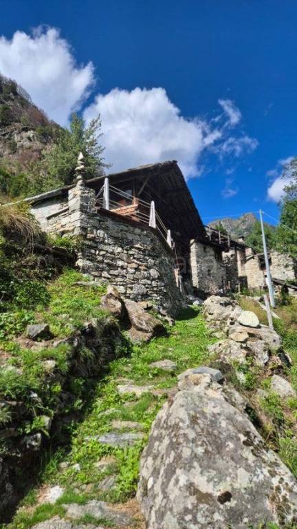 appartamento in vendita a Rassa