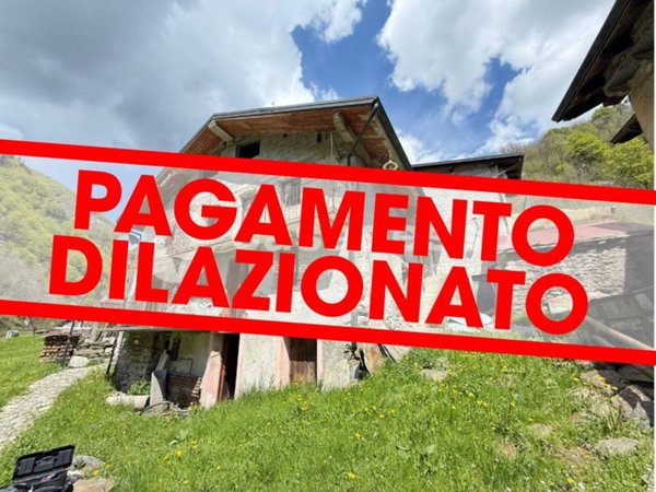 casa indipendente in vendita a Rimella
