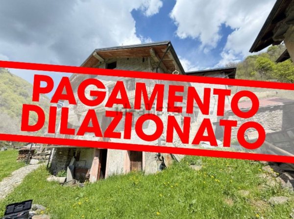 casa indipendente in vendita a Rimella